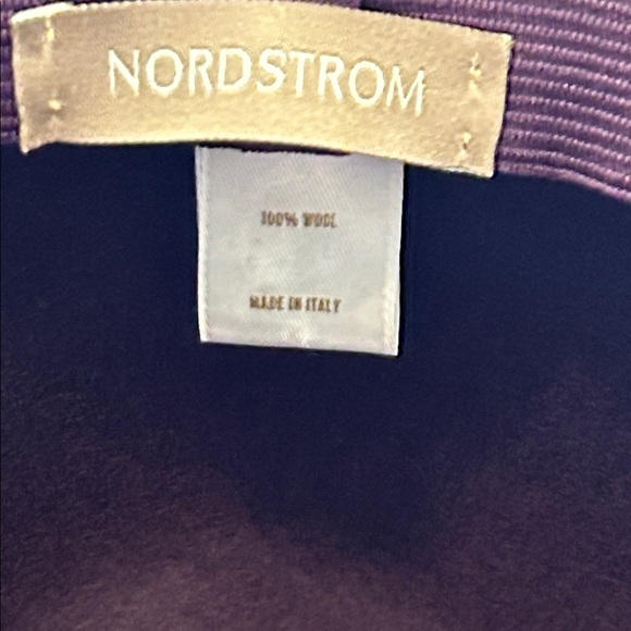 Nordstrom Elegant Purple Women's Hat with Floral Accent 100% wool - Picture 4 of 5